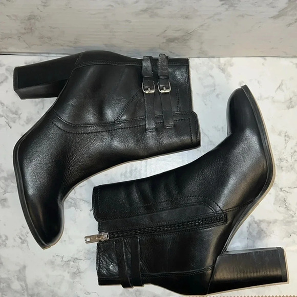 Marc Fisher Women's Kattie Ankle-Boots Black Leather Size 8 - Picture 10 of 11